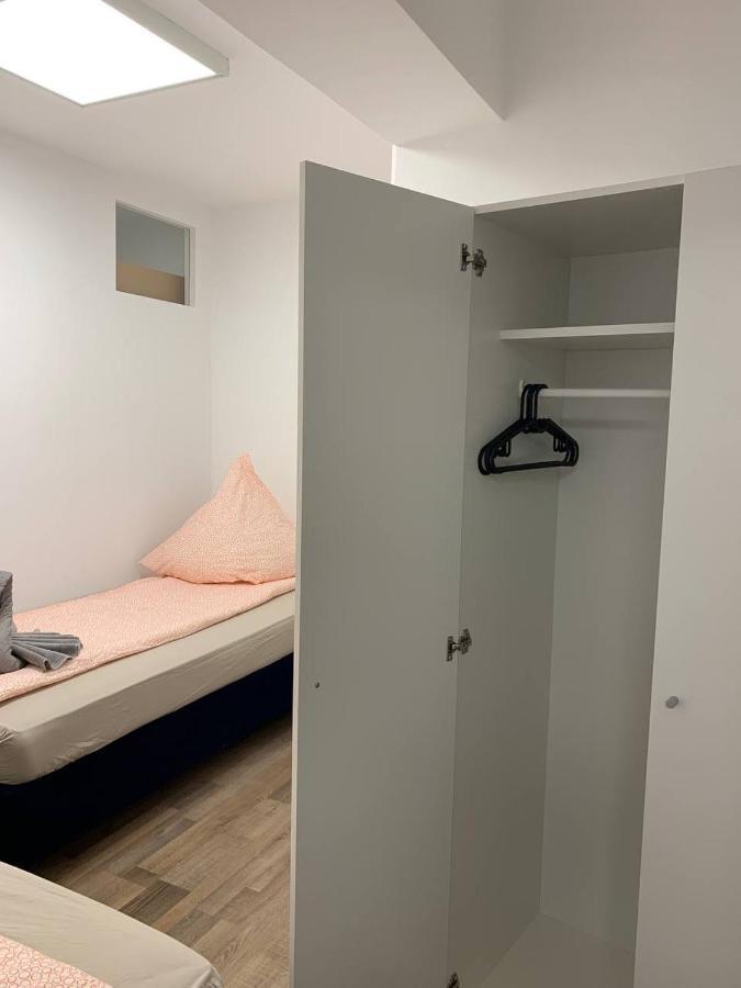 Central Private Rooms In Popular Neighborhood! Köln Eksteriør billede