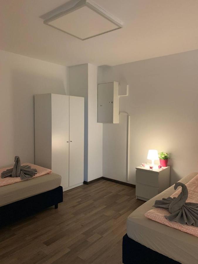 Central Private Rooms In Popular Neighborhood! Köln Eksteriør billede